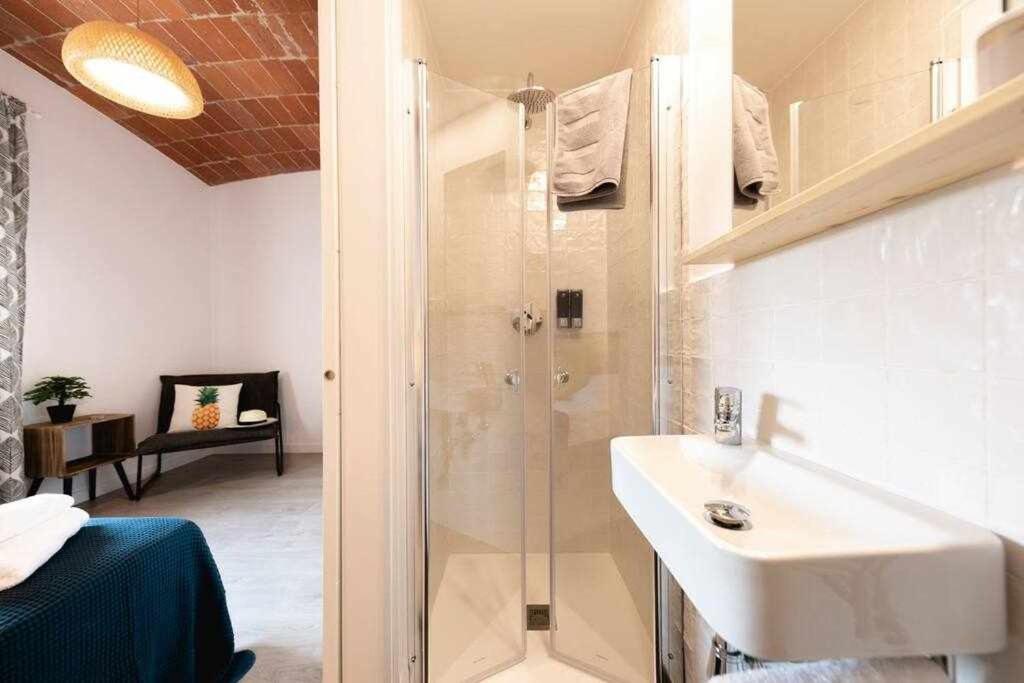 Newly Renovated Room W Pool & Bikeparking Жирона Номер фото