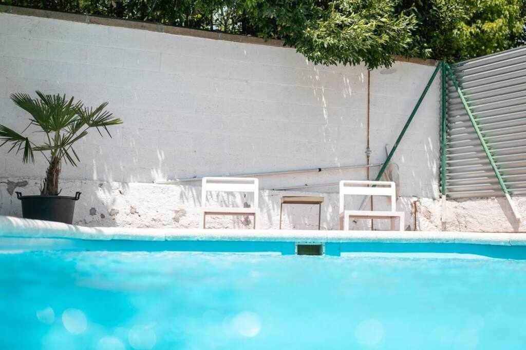 Newly Renovated Room W Pool & Bikeparking Жирона Номер фото